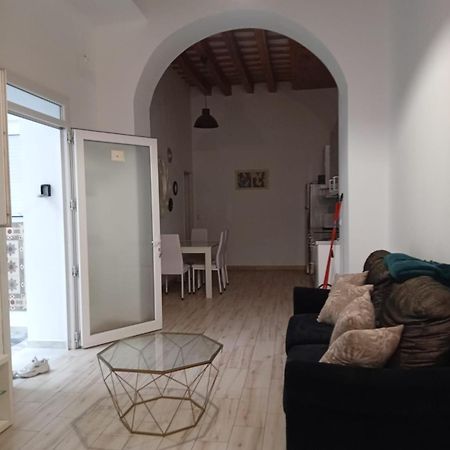 Apartamento Veedor 19 Dias Y Muchas Noches Cádiz Eksteriør bilde